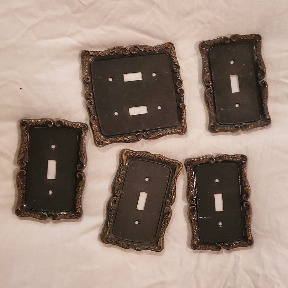 🤑4 for $60💞 MCM switch plates by GE